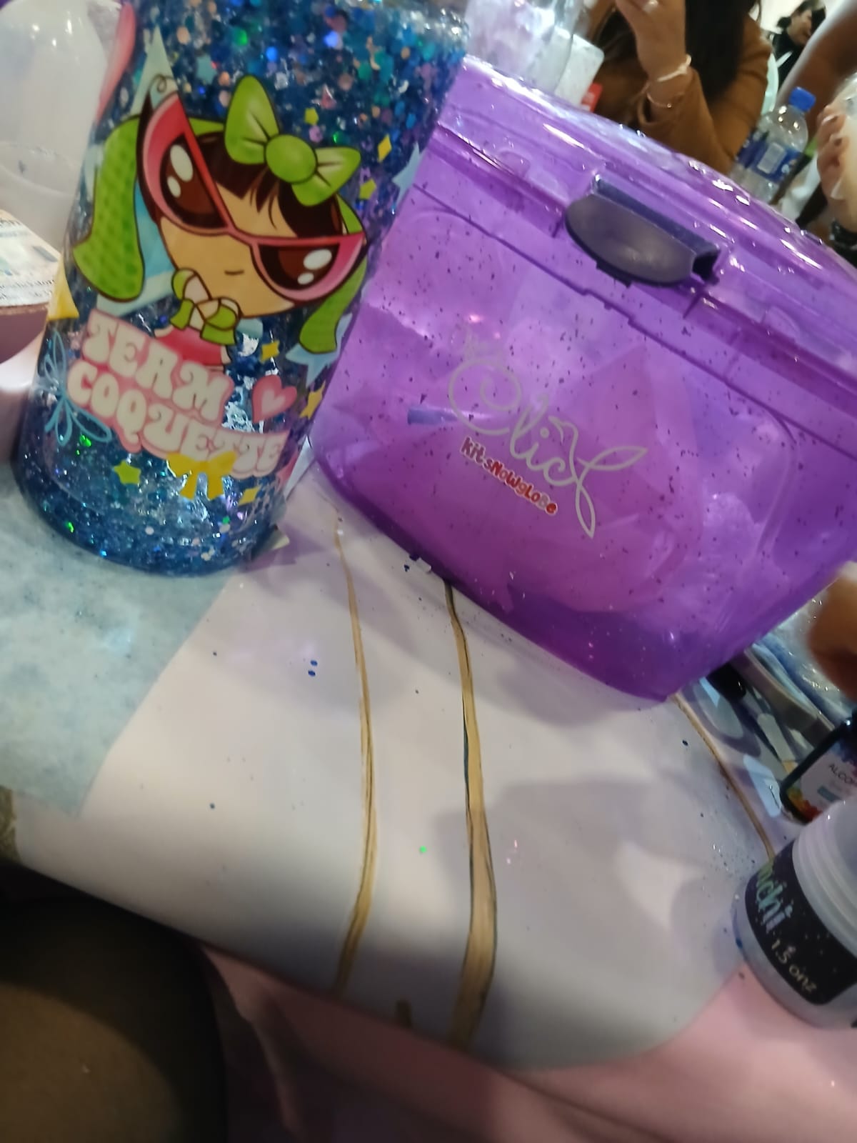 Vaso con personaje a color